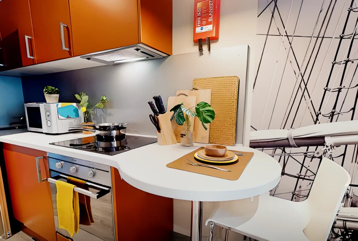 iQ Water Lane House image