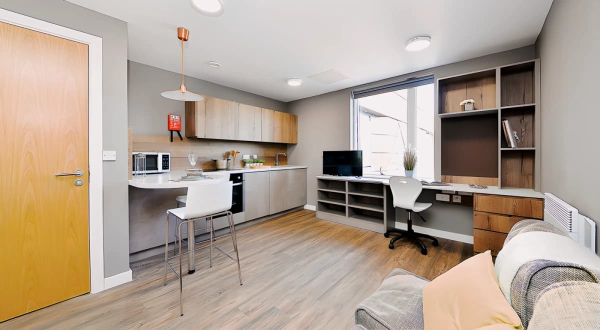 800 Bristol Road image