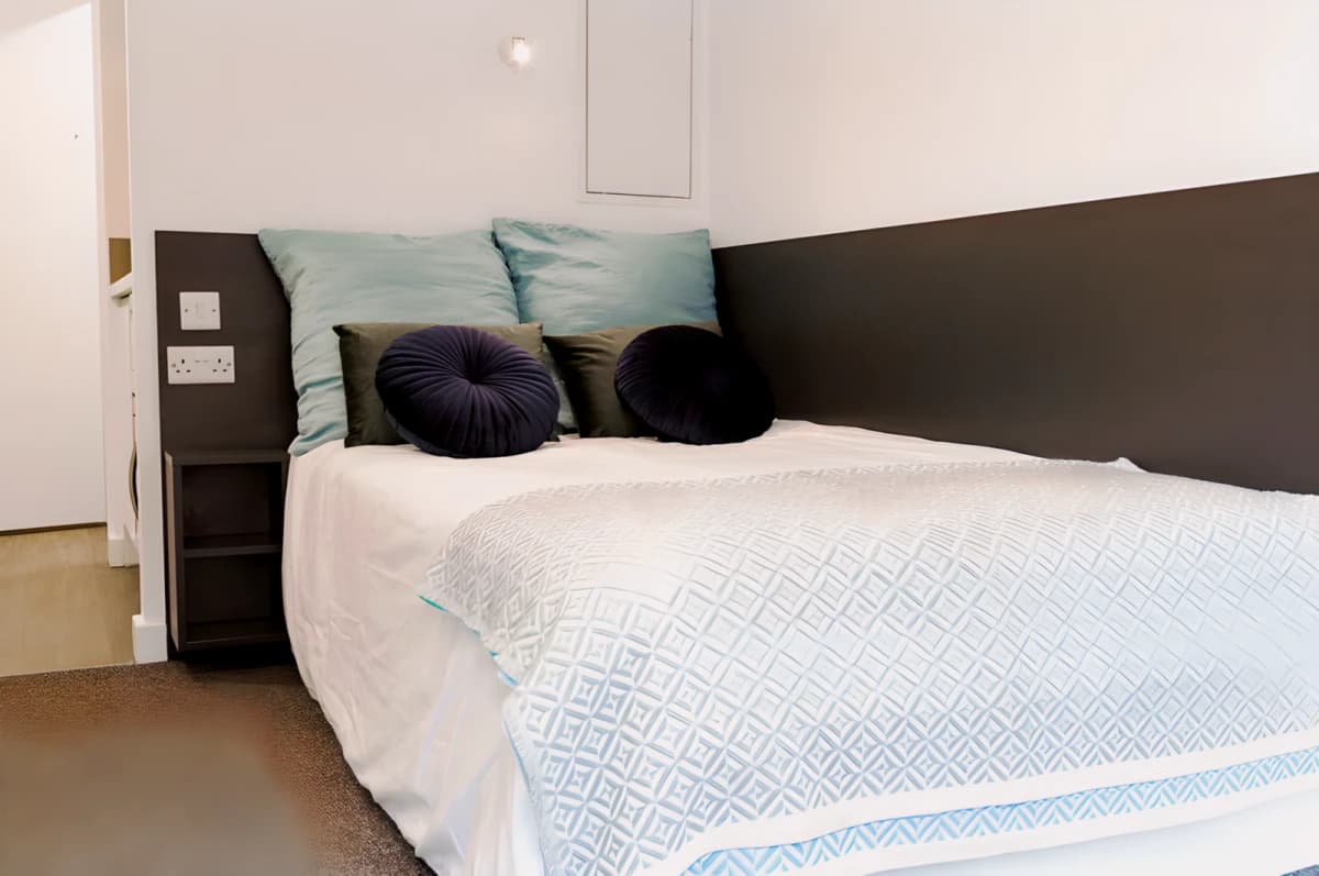 Canterbury Student Manor image