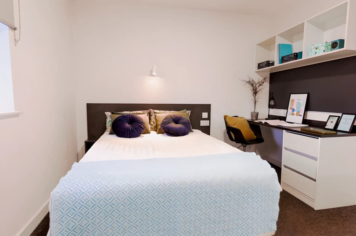Canterbury Student Manor image