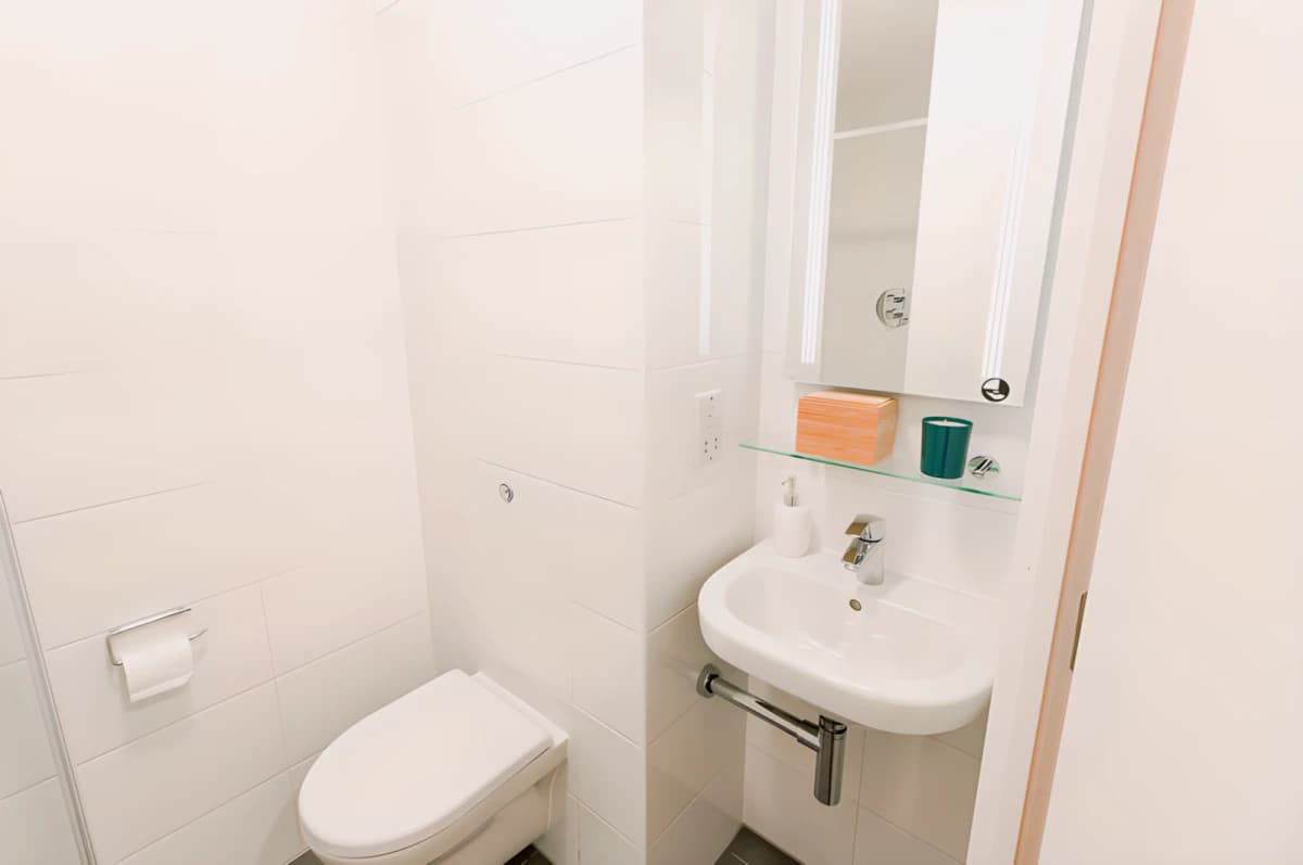 Canterbury Student Manor image
