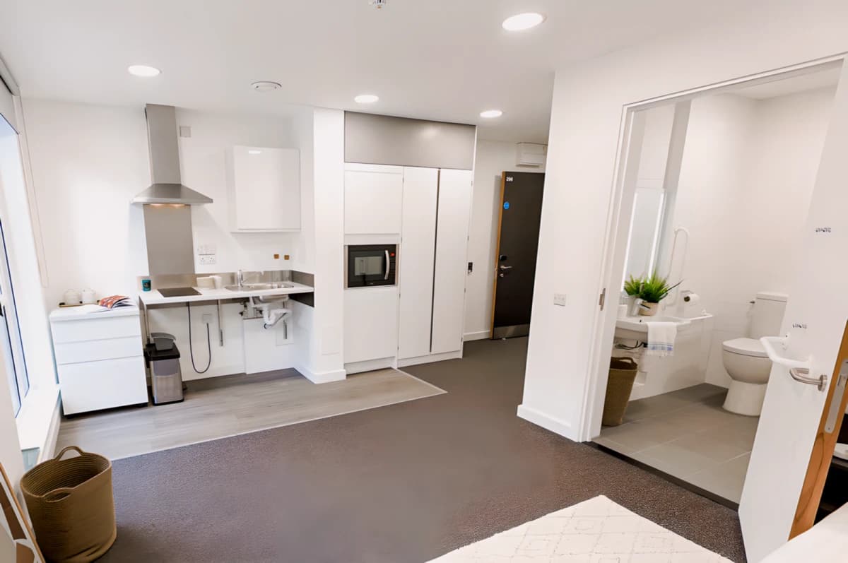 Canterbury Student Manor image