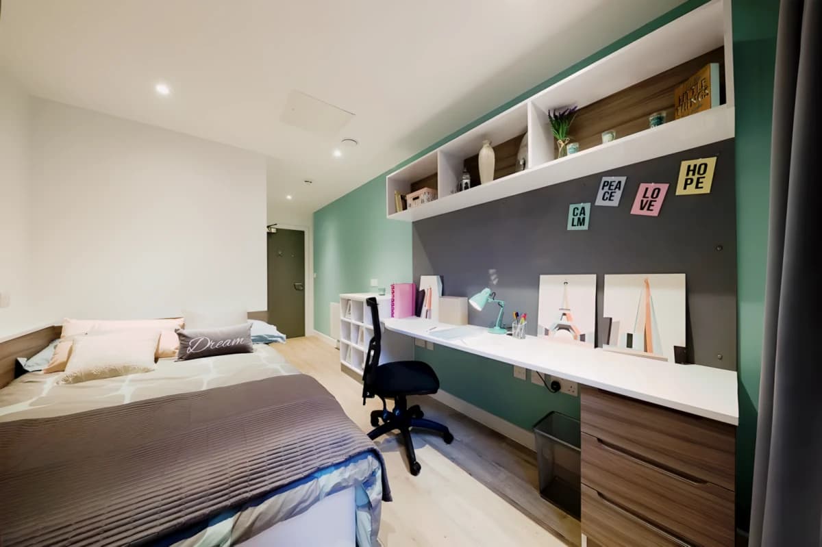 Lumis Student Living image