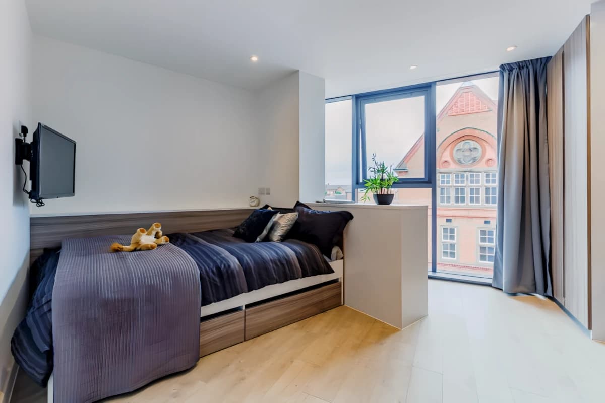 Lumis Student Living image