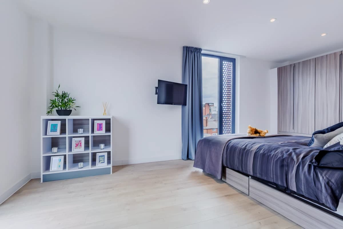 Lumis Student Living image