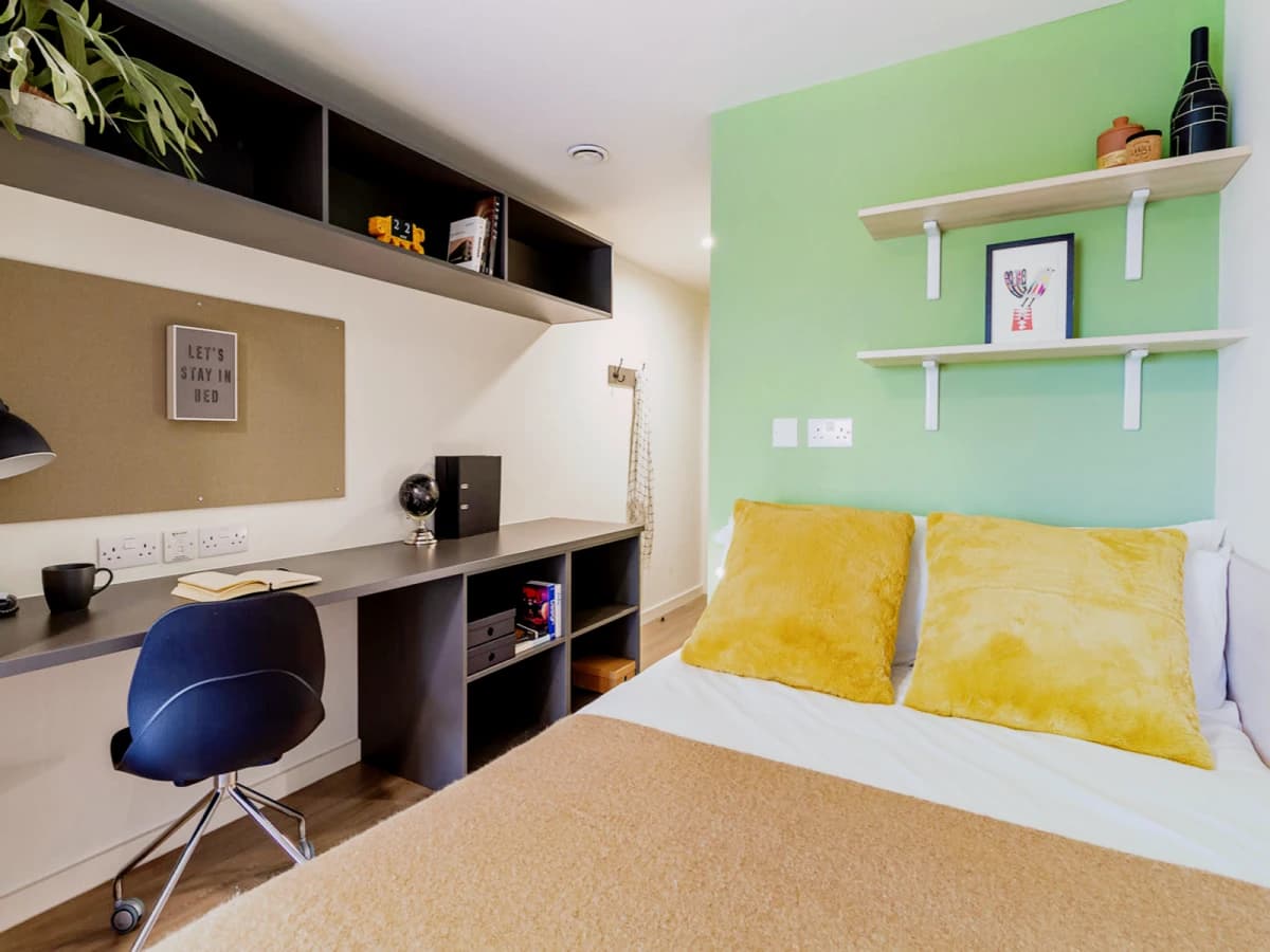 Platinum En Suite