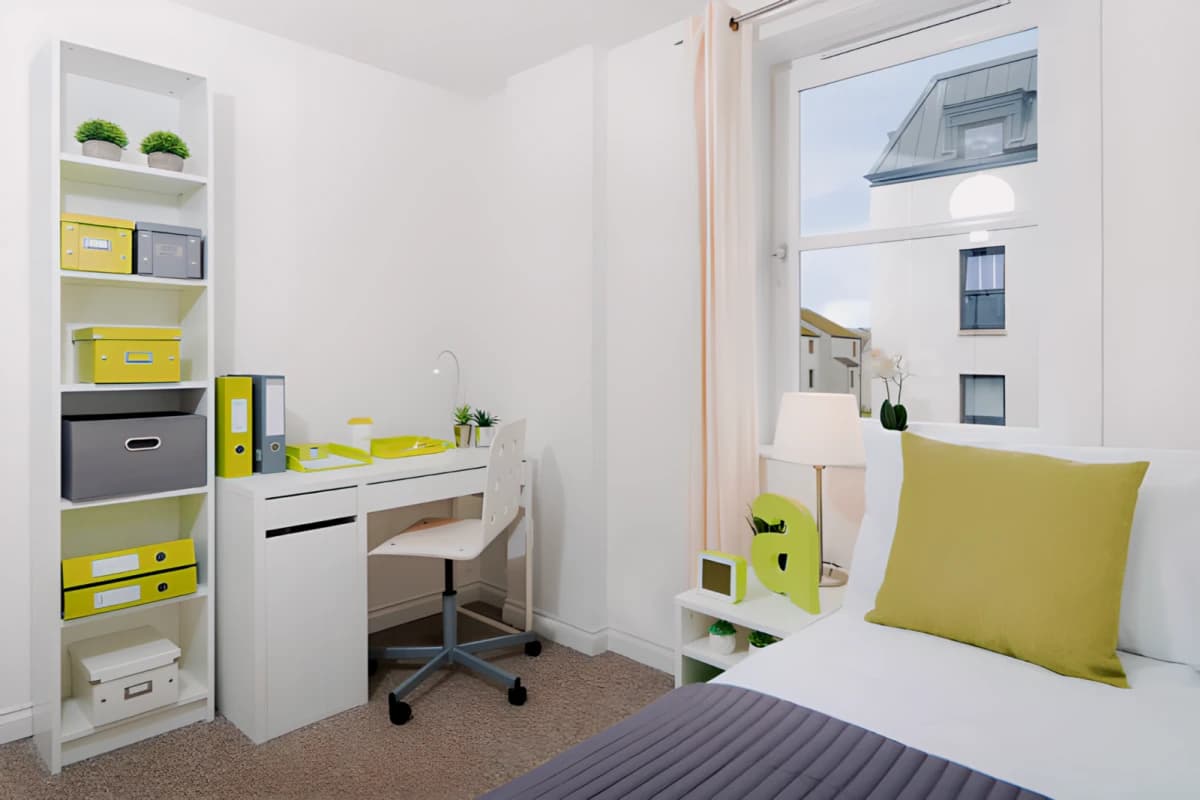 Premium Plus - 3, 5 & 6 Bed Flat
