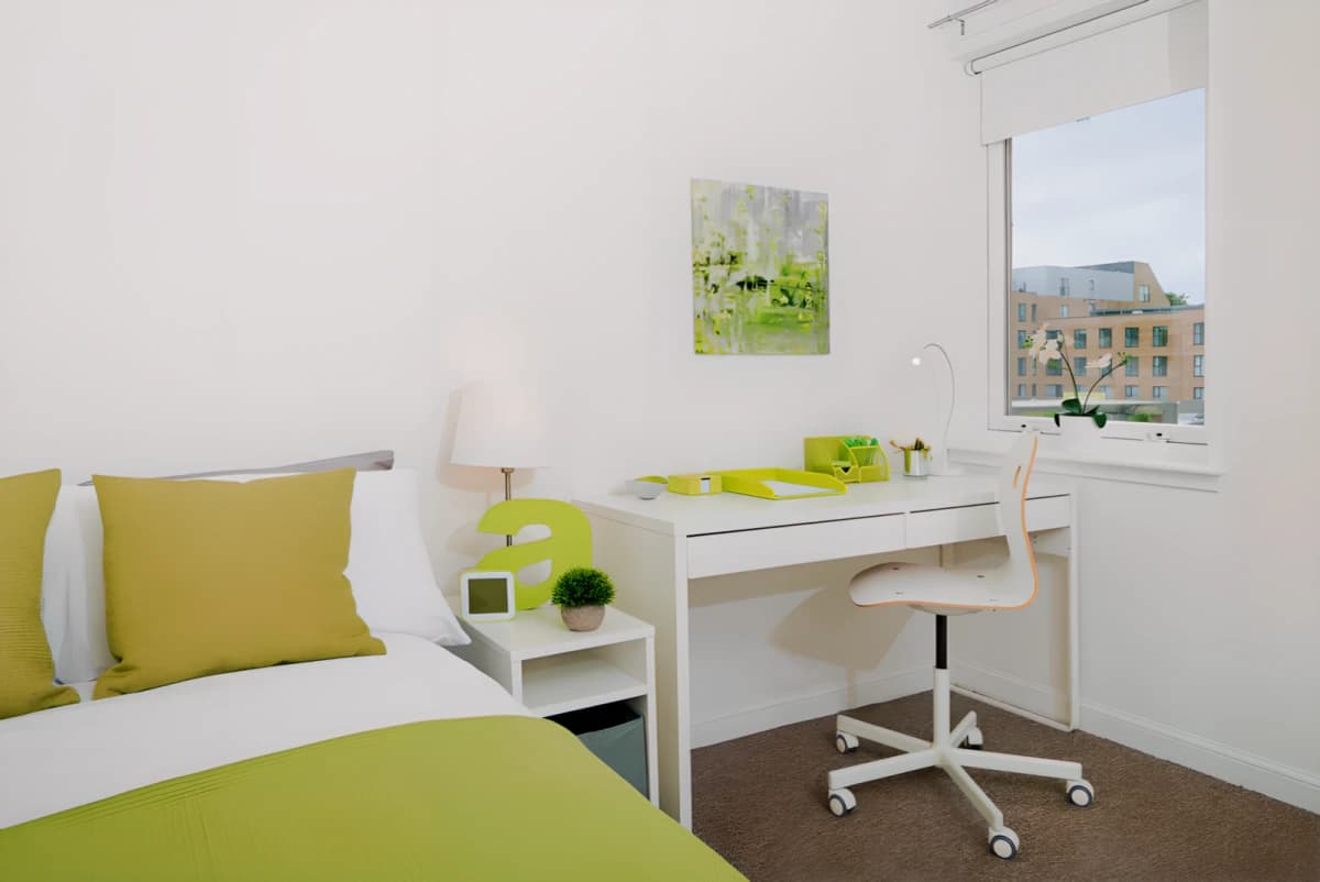 Premium Plus – 3 & 4 Bed Flat