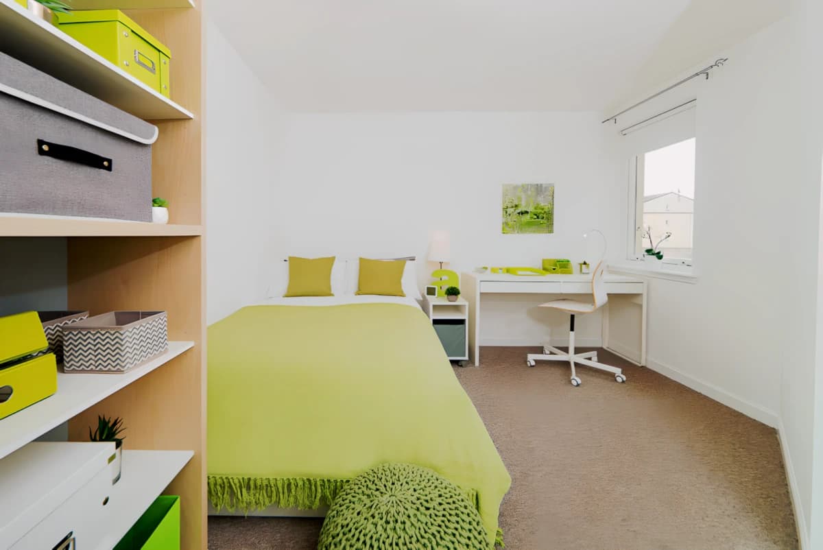 Premium Plus – 3 & 4 Bed Flat