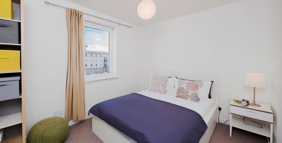 Premium – 2 Bed Maisonette With Study