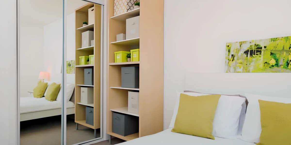 Premium – 2 Bed Maisonette With Study