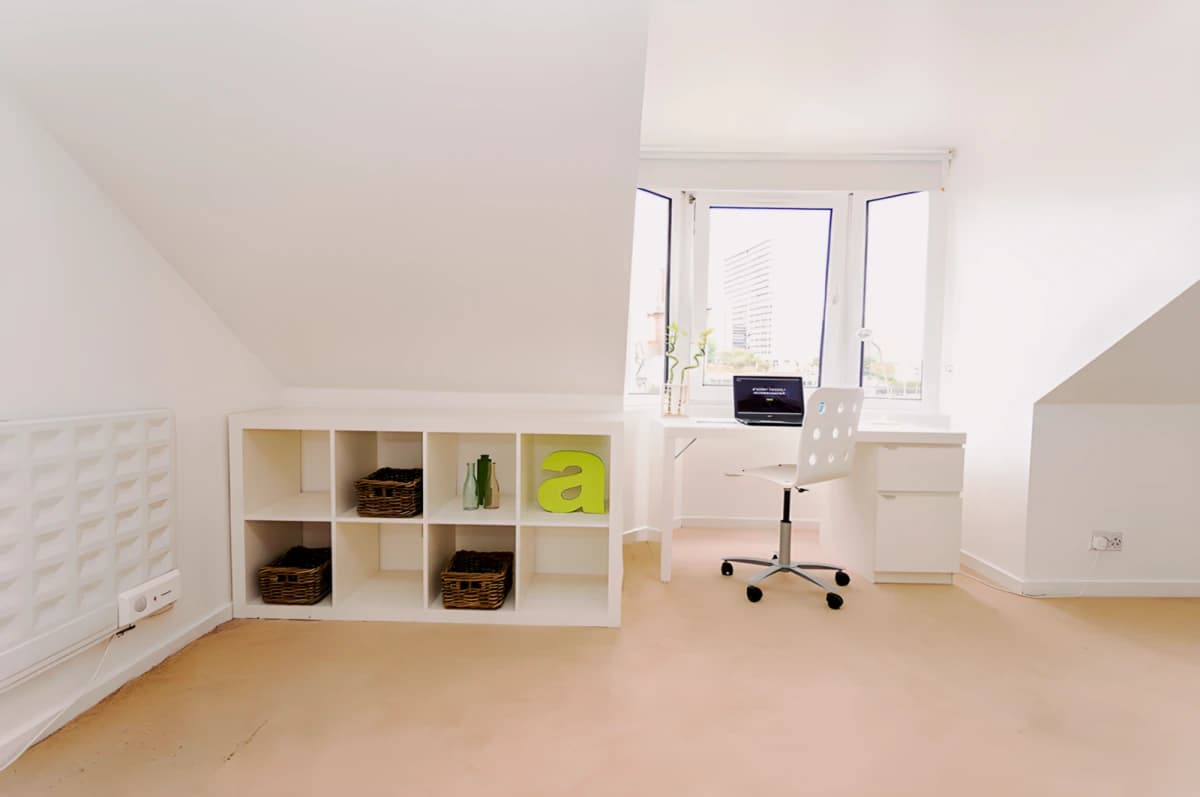 Standard Plus – 5 Bed Flat