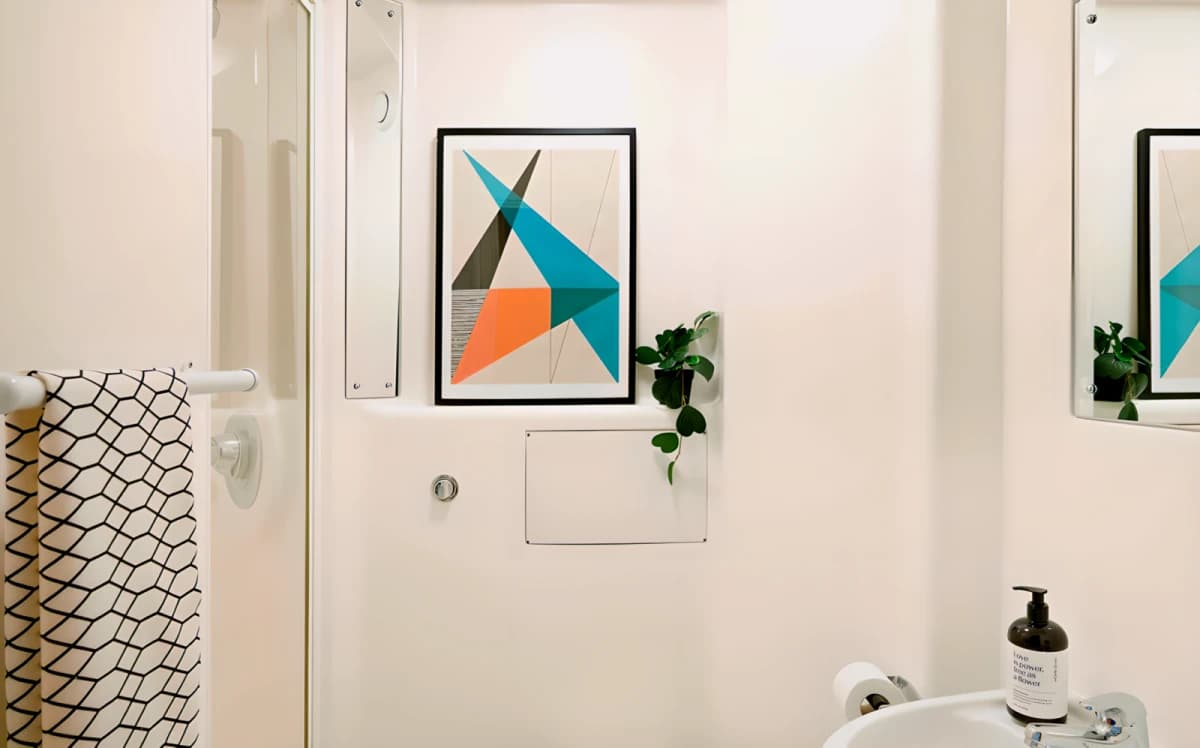 St. Thomas Court image