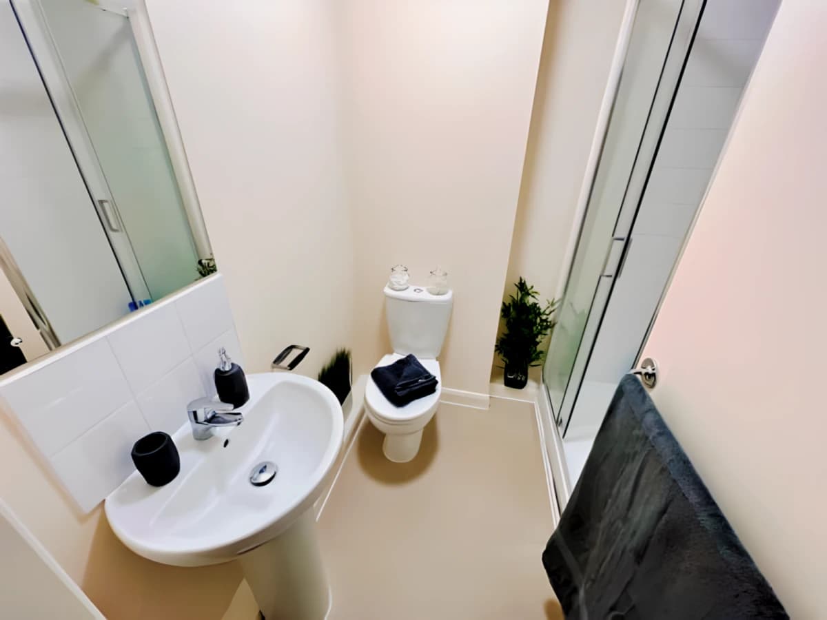 Ground Floor Deluxe En-Suite