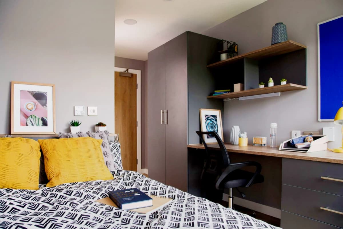 4 Bed Standard En-suite