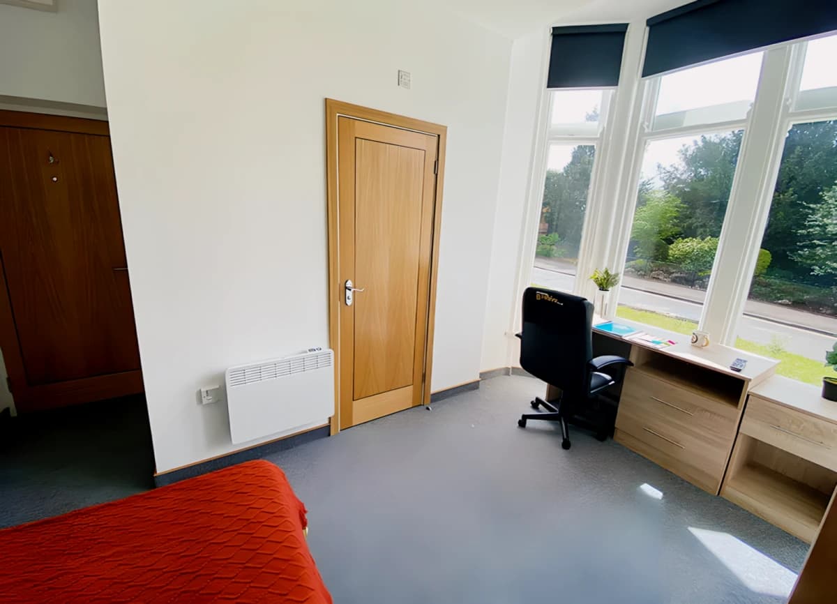 Salisbury Road image
