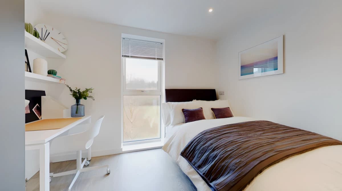 One London Road image