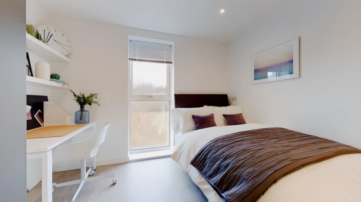 One London Road image