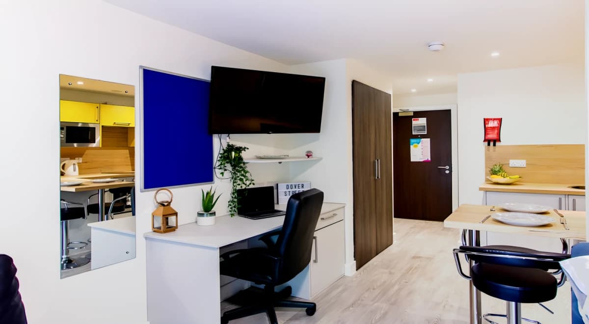 Dover Street Apartments image