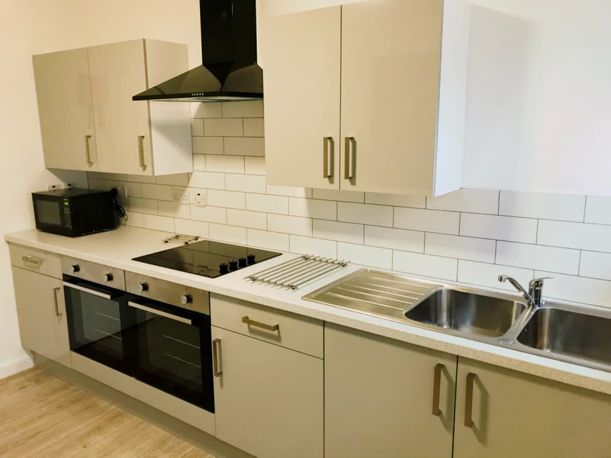 5 Bed Apartment