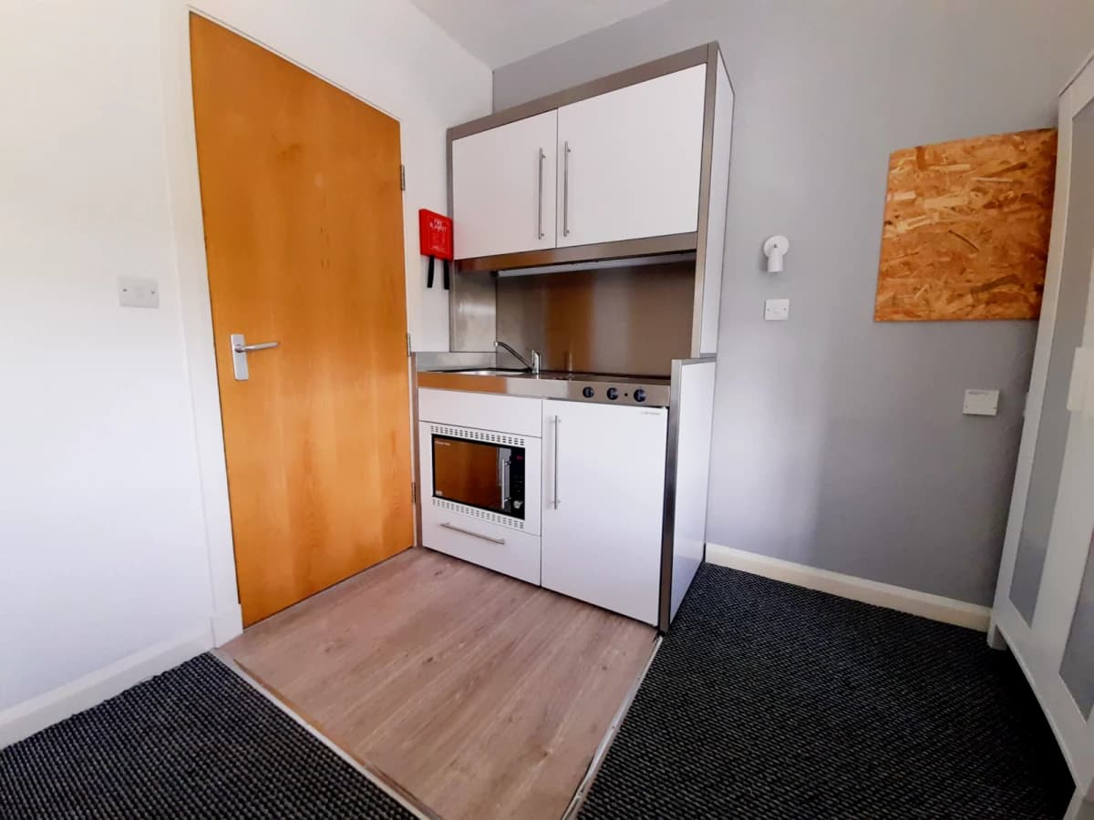 Compact Studio
