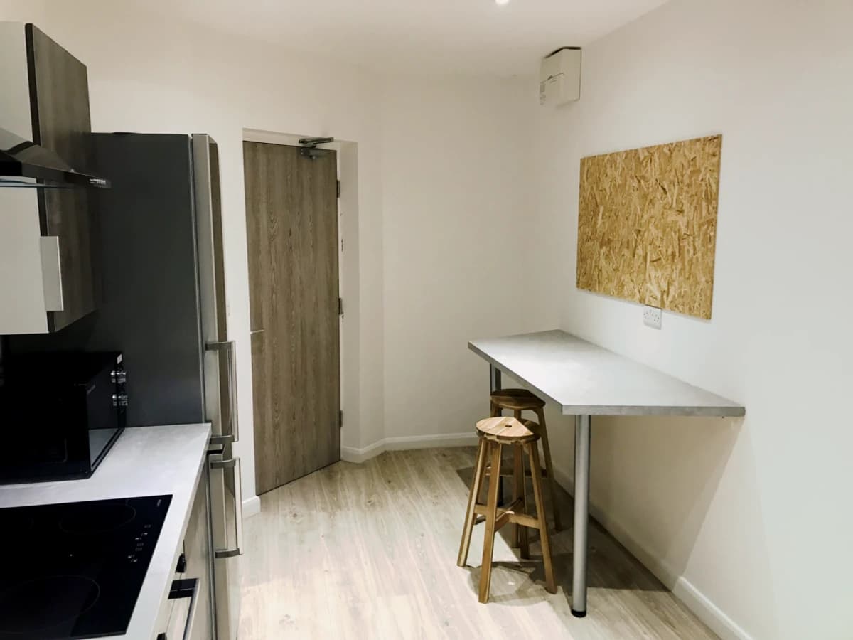 En-suite Double Room (2 Bed Apartment)