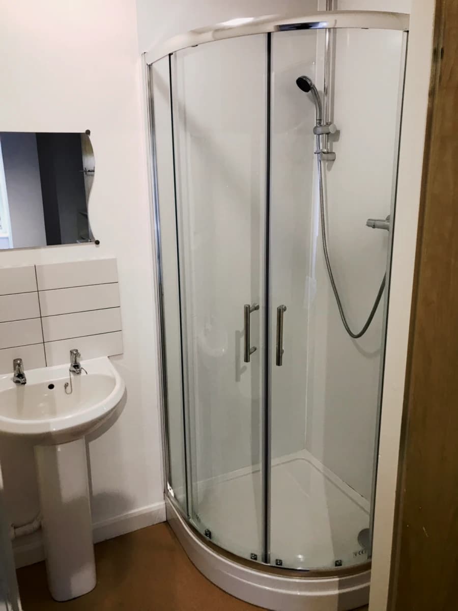 1 Bed Apartment (Large)