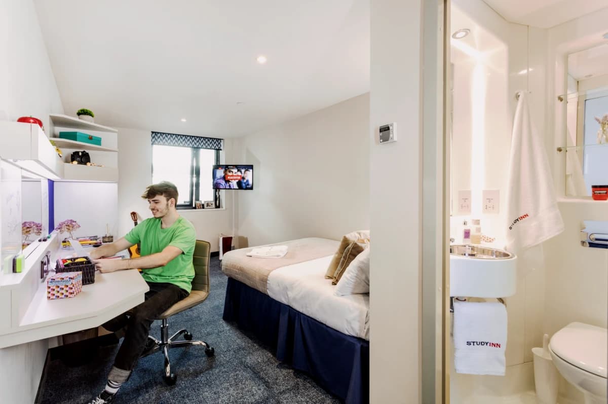 Reynard House image