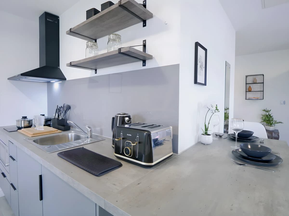 Rhodium Plus Room