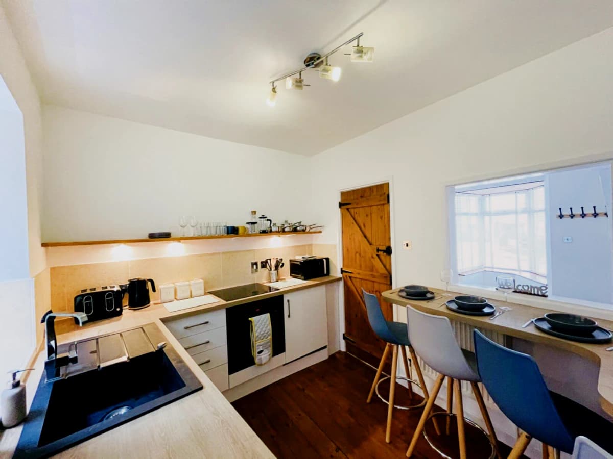 2 Bed 1 Bath