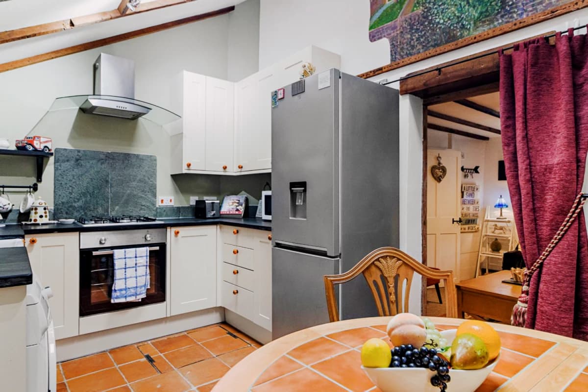 2 Bed 1 Bath