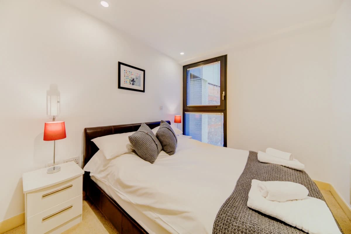 One Bedroom Deluxe Apartment