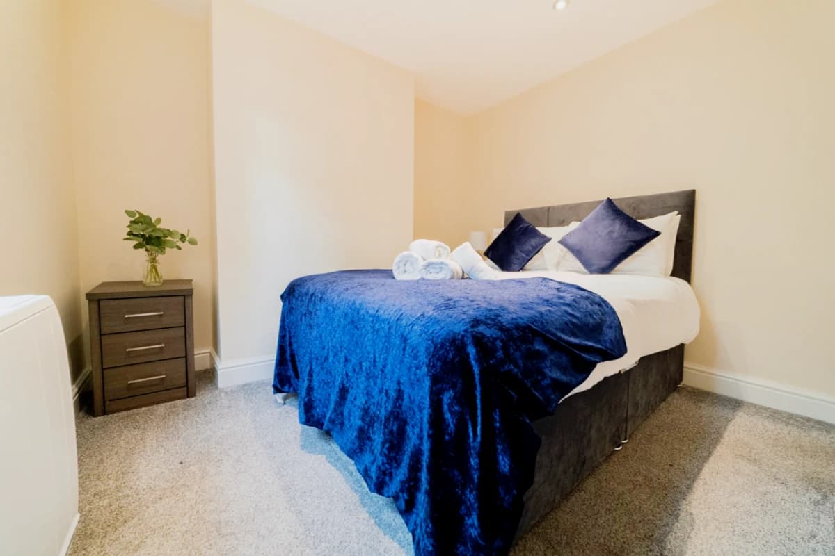3 Bed