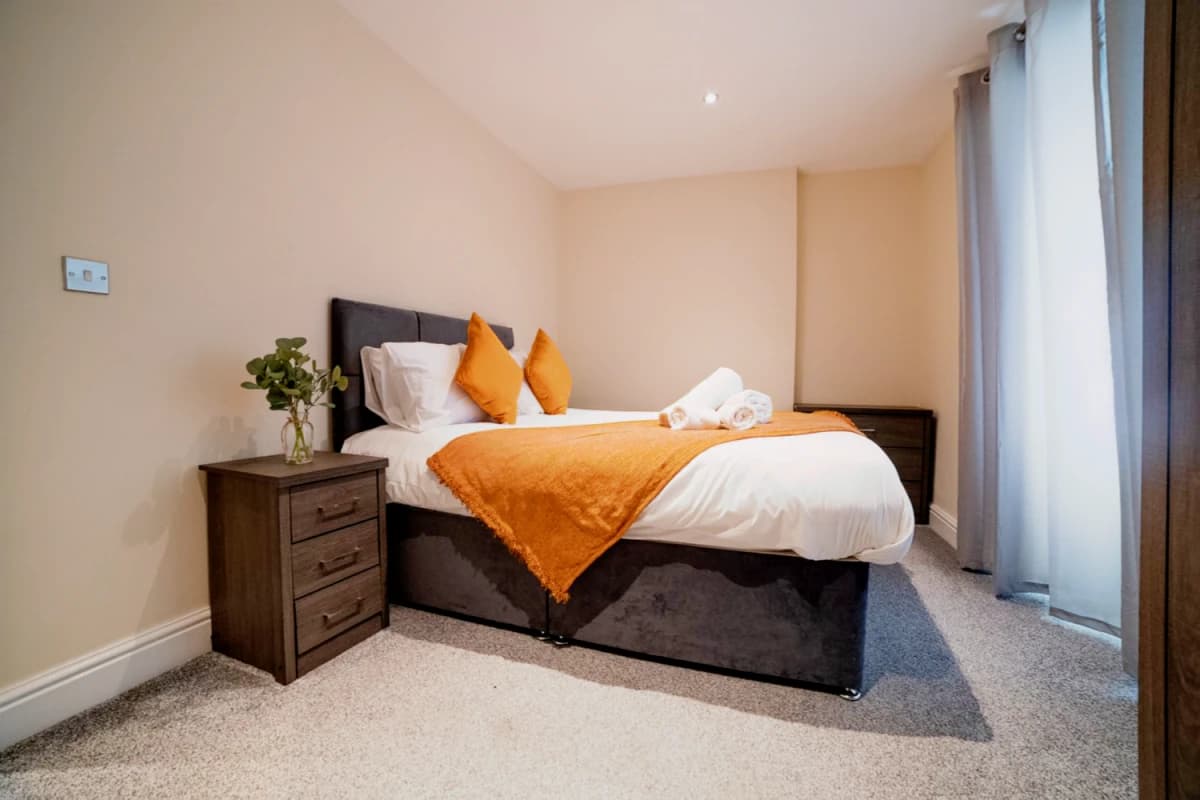 3 Bed