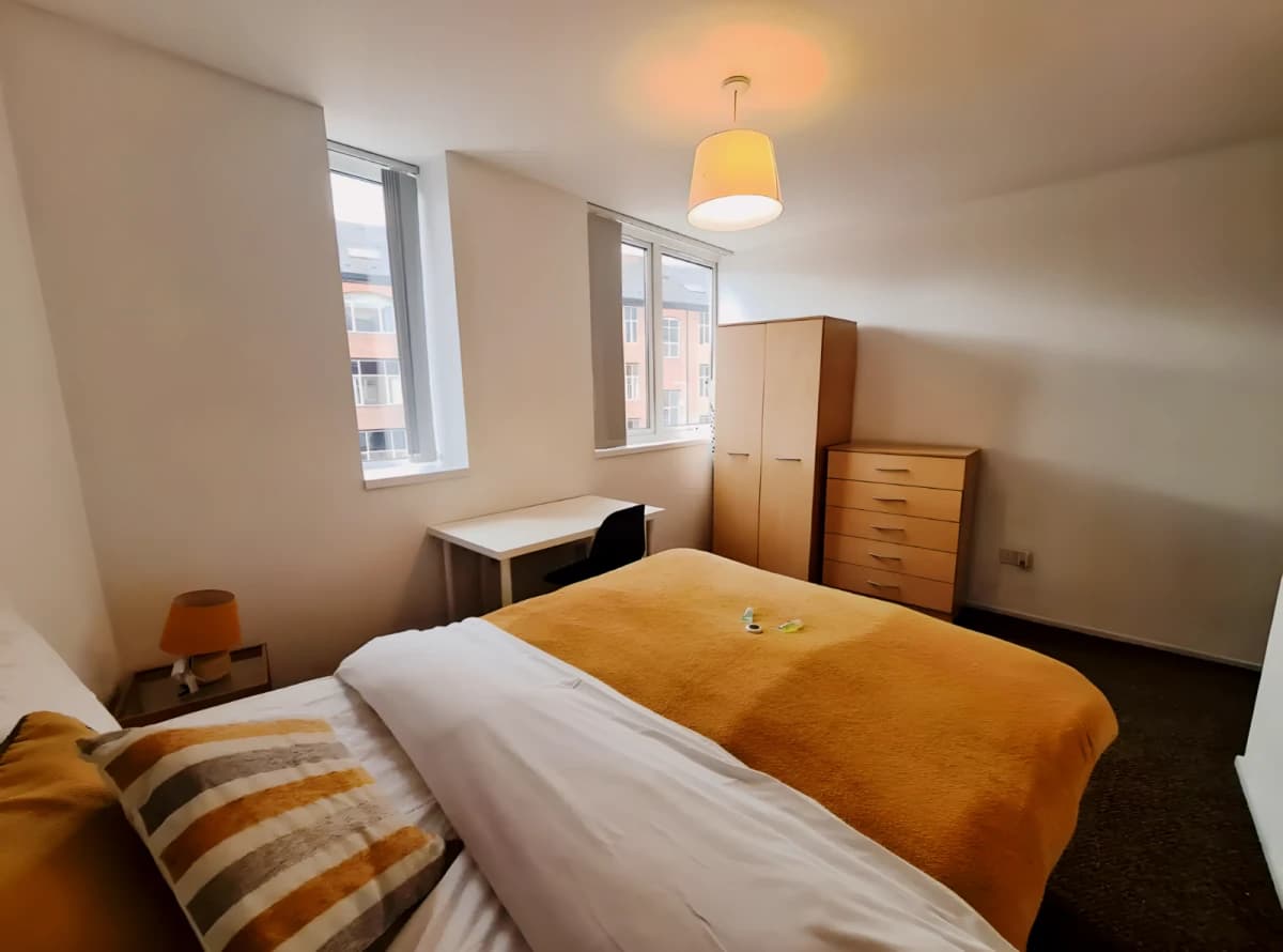 2 Beds