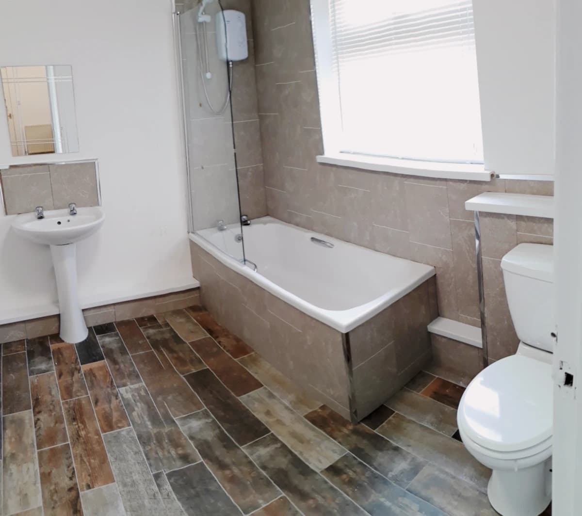 4bedrooms house