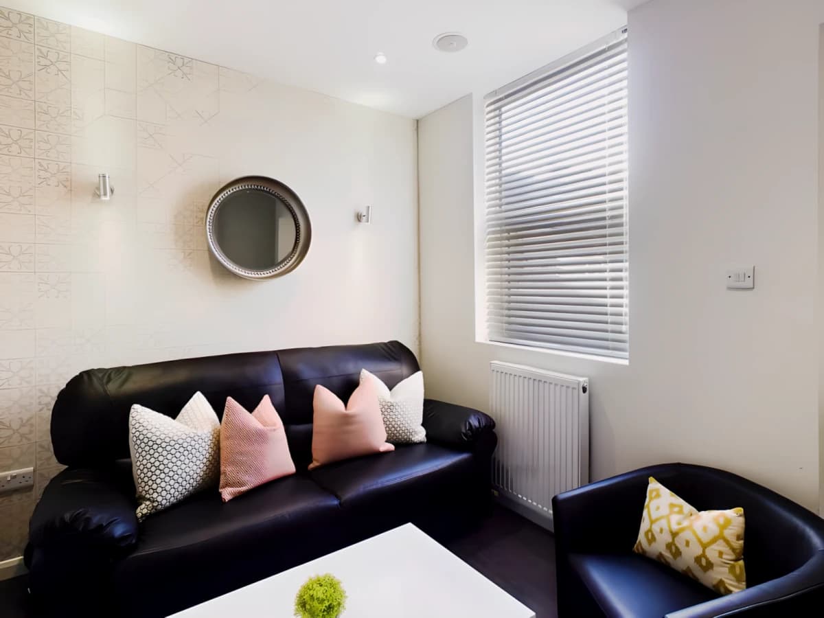 4 Bed 1 Bath