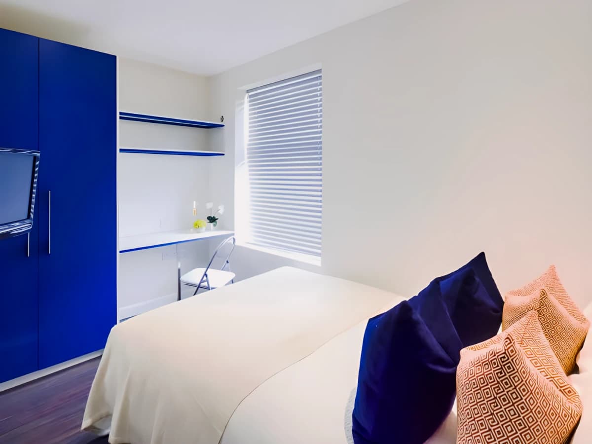5 Bed 1 Bath