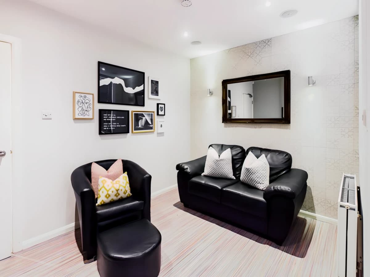 5 Bed 1 Bath