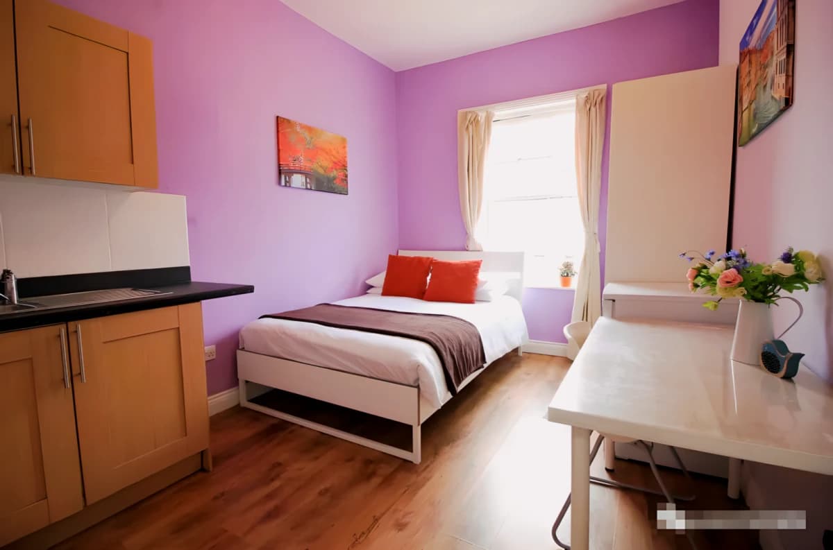Room 1