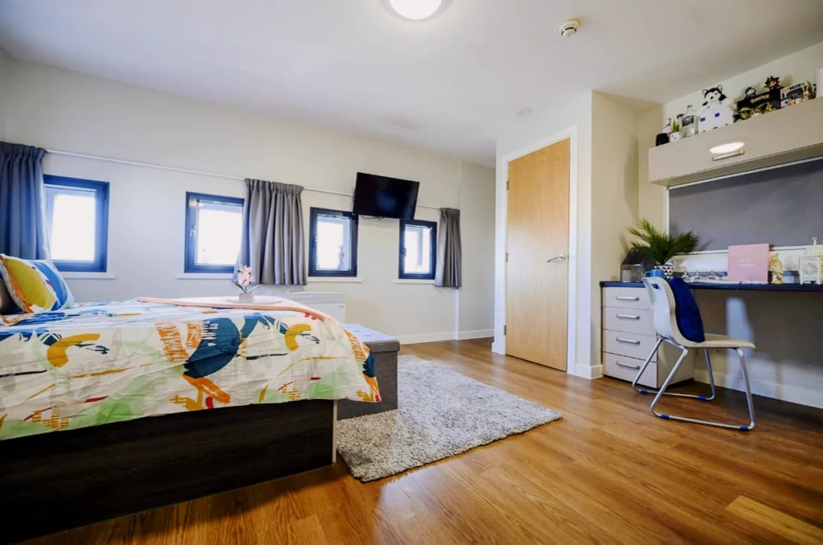 Burgess House image