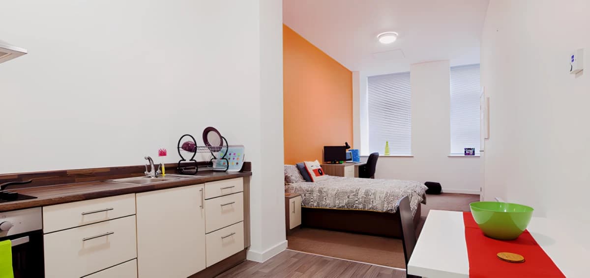 Minerva House image