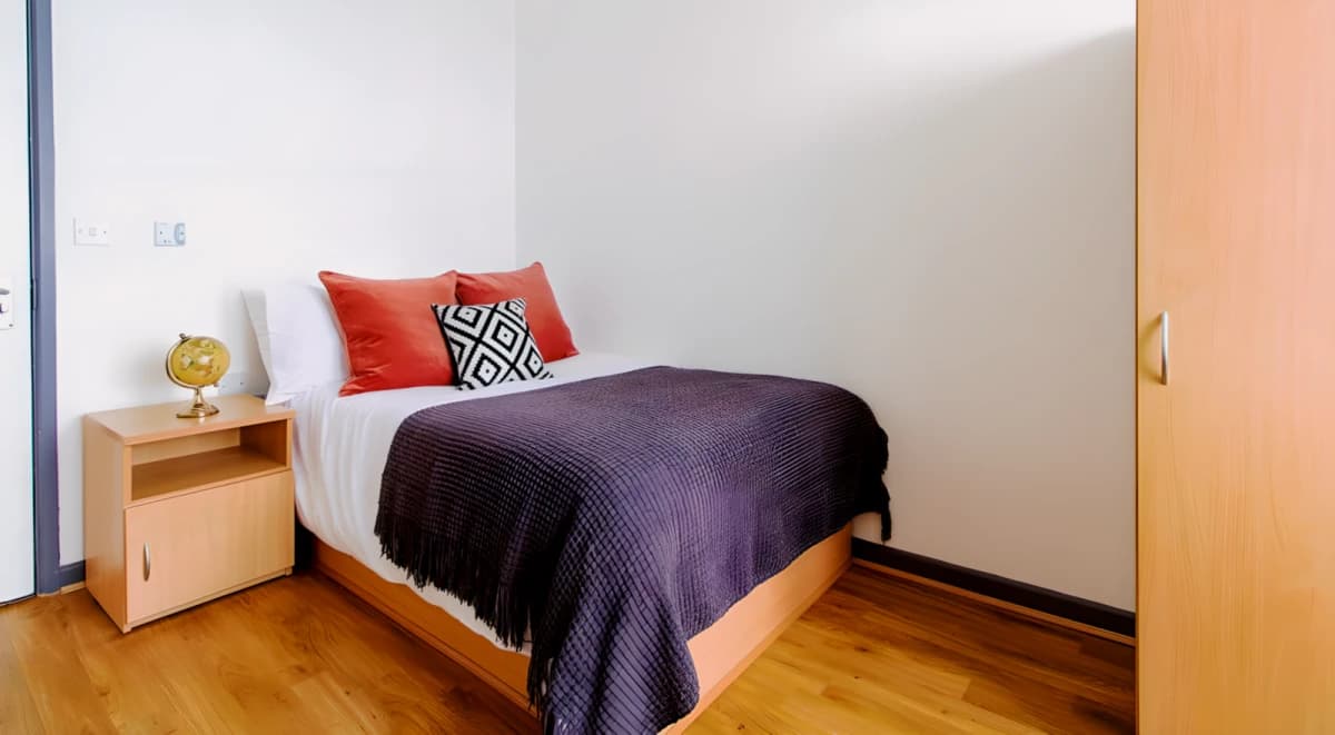 Alexandra Hall image