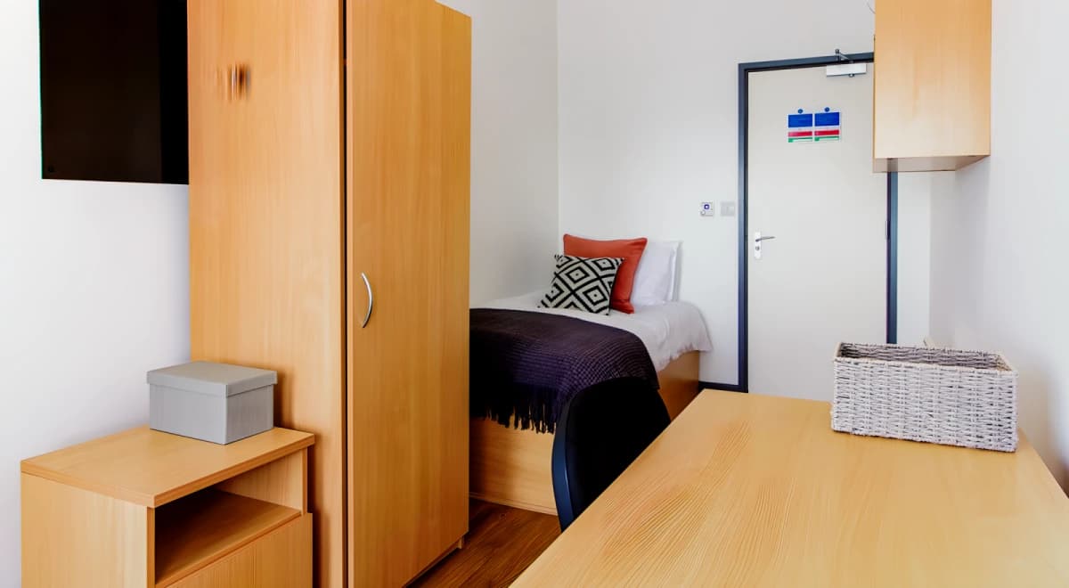 Alexandra Hall image