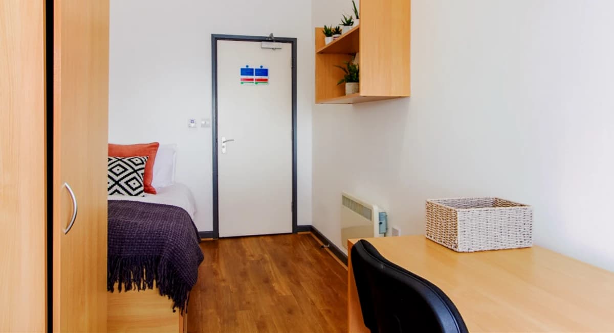 Alexandra Hall image