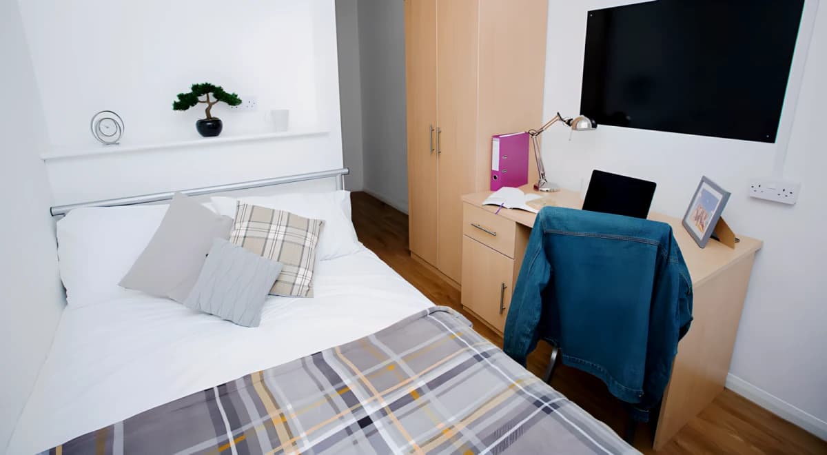 Danesgate House image