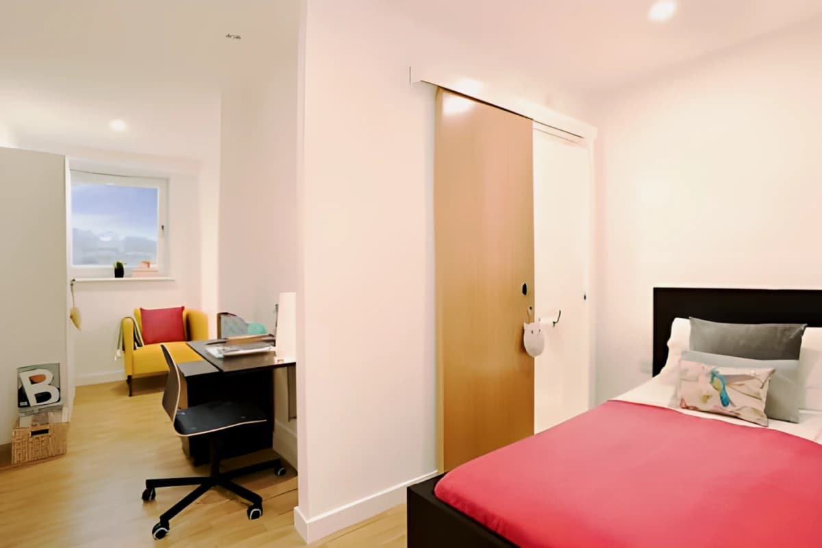 Keele House image