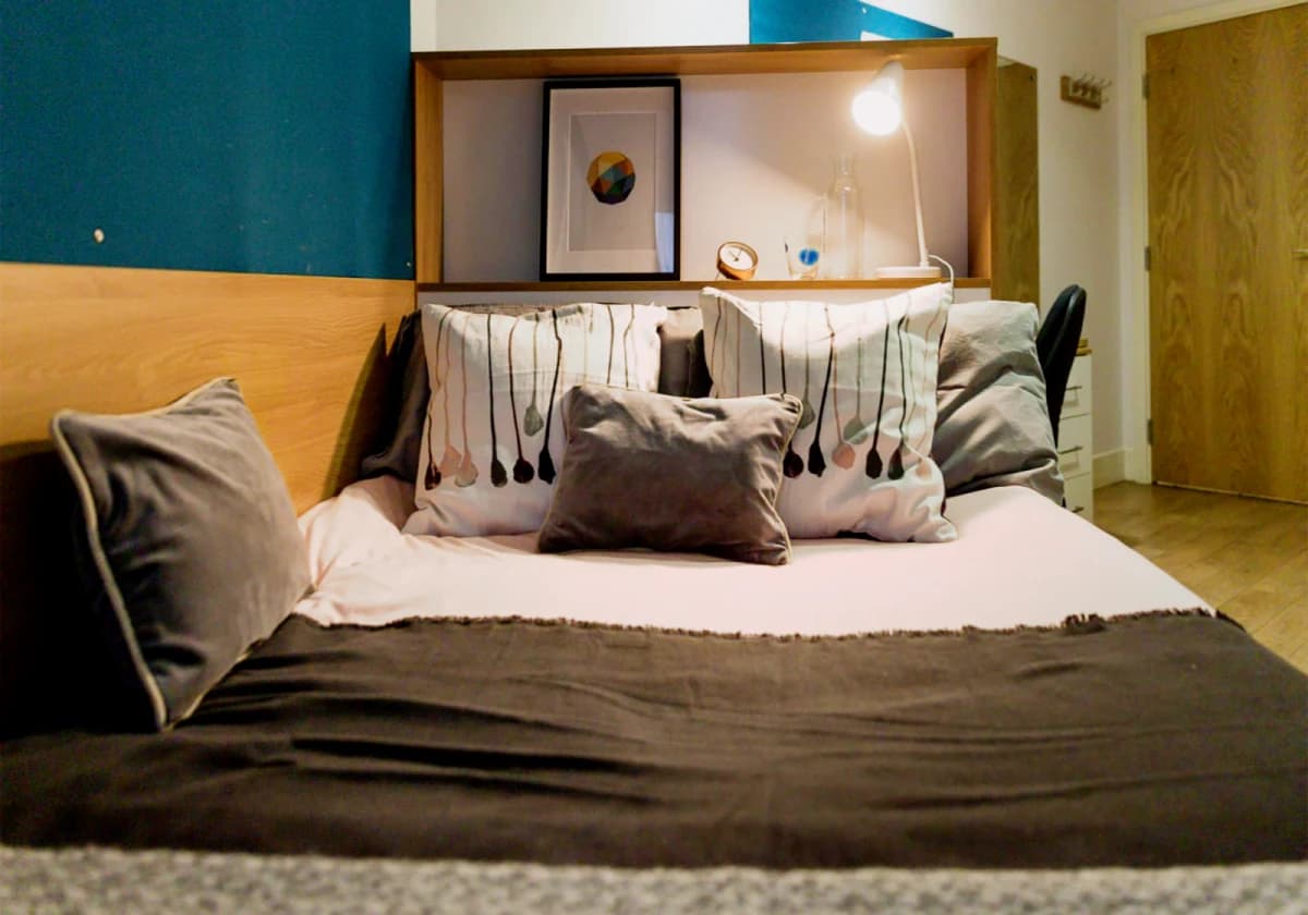 iQ Abacus House image