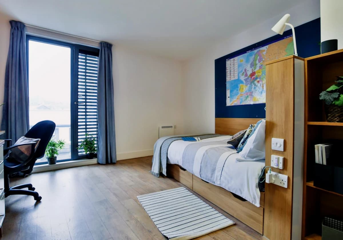 iQ Abacus House image