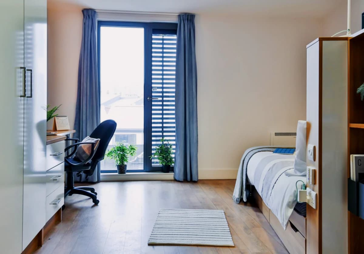 iQ Abacus House image